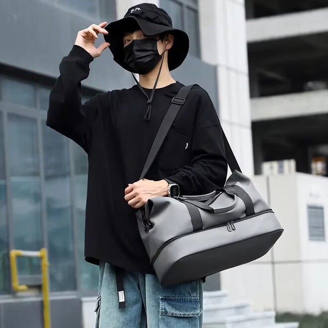 Wholesale 2 Pcs of Lightweight Polyester Travel Gym Bag